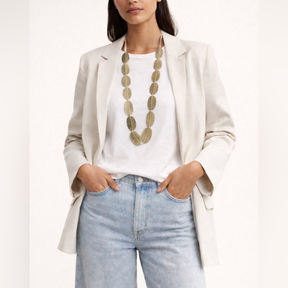 Long necklace